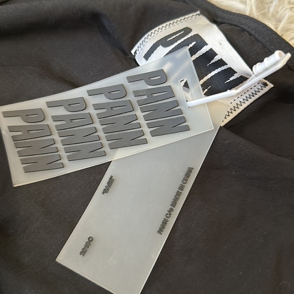 PANN Front Ruched Top - Picture 6 of 6